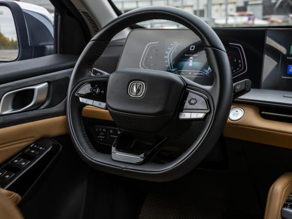 Changan Hunter Plus с пробегом 2024 года, цена 2 867 000 рублей, 50300 км, offers.body_type.unknown, Автокод Объявления