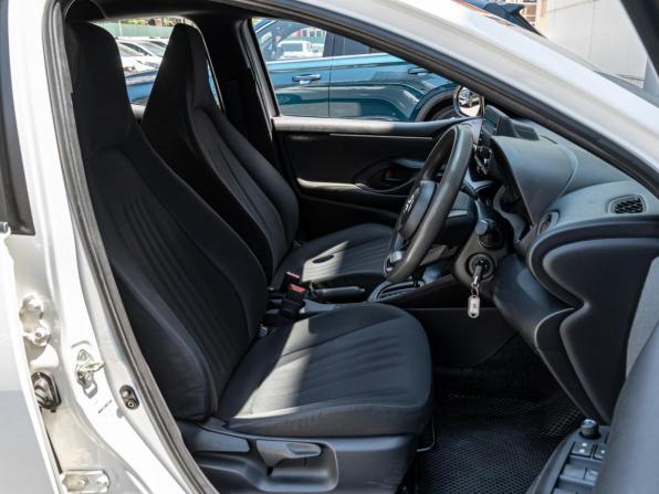 Toyota Yaris IV с пробегом 2020 года, цена 1 210 000 рублей, 47603 км, хэтчбек, Автокод Объявления