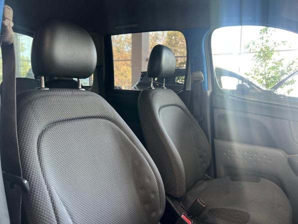 Toyota FunCargo с пробегом 2002 года, цена 395 000 рублей, 294000 км, минивэн, Автокод Объявления