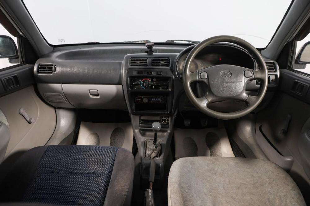 Toyota Starlet V (P90) Новосибирск  - изображение 9