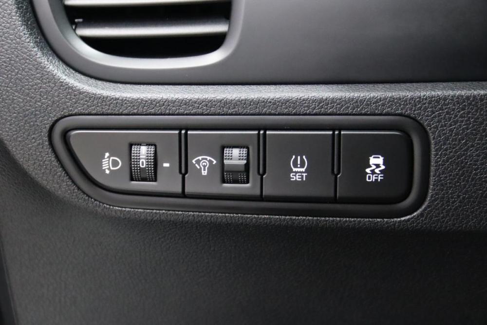 Kia Rio IV Сургут  - изображение 18