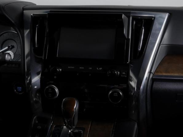 Toyota Alphard III с пробегом 2015 года, цена 3 370 000 рублей, 210045 км, минивэн, Автокод Объявления