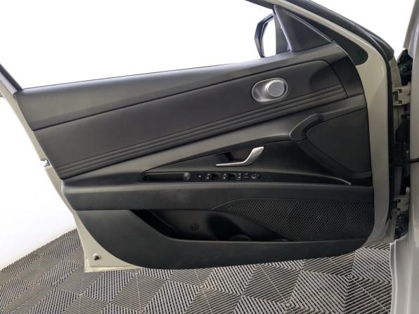 Hyundai Elantra VII (CN7) с пробегом 2021 года, цена 1 700 000 рублей, 185410 км, седан, Автокод Объявления