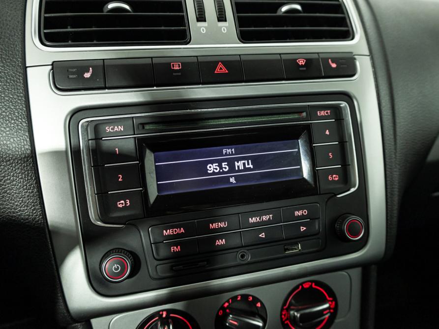 Volkswagen Polo V Санкт-Петербург  - изображение 15