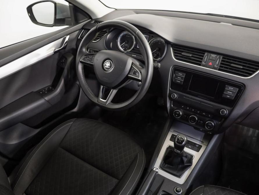Skoda Octavia III (A7) Санкт-Петербург  - изображение 8