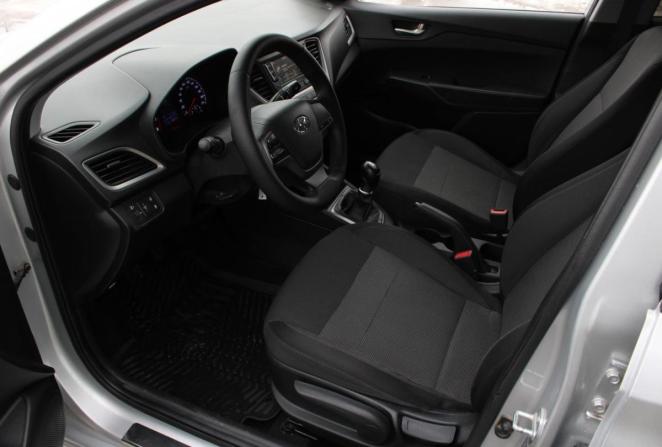 Hyundai Solaris II с пробегом 2018 года, цена 1 035 000 рублей, 138455 км, седан, Автокод Объявления