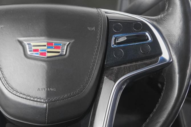 Cadillac Escalade IV с пробегом 2015 года, цена 3 949 000 рублей, 133150 км, внедорожник, Автокод Объявления