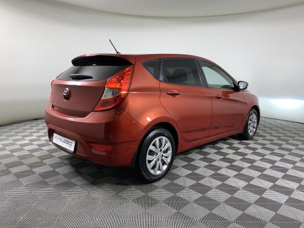 Hyundai Solaris I с пробегом 2012 года, цена 830 000 рублей, 128575 км, седан, Автокод Объявления