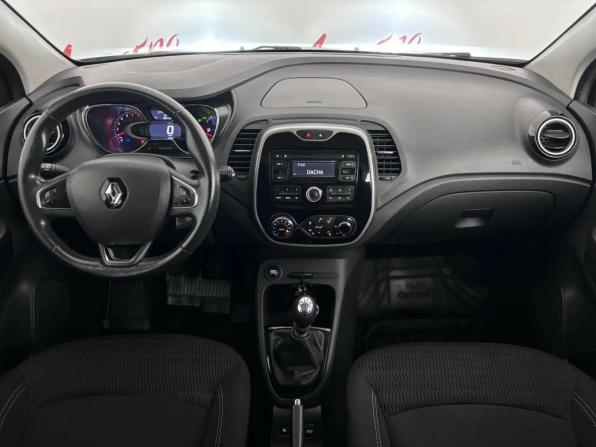 Renault Kaptur I с пробегом 2017 года, цена 1 399 000 рублей, 180000 км, внедорожник, Автокод Объявления