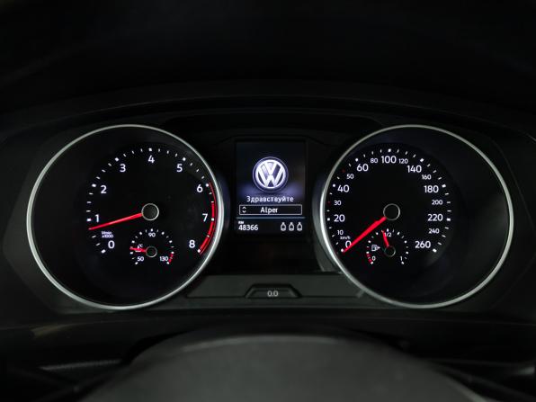Volkswagen Tiguan II с пробегом 2017 года, цена 2 599 900 рублей, 48297 км, внедорожник, Автокод Объявления