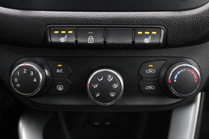 Kia Ceed II с пробегом 2013 года, цена 950 000 рублей, 192583 км, хэтчбек, Автокод Объявления