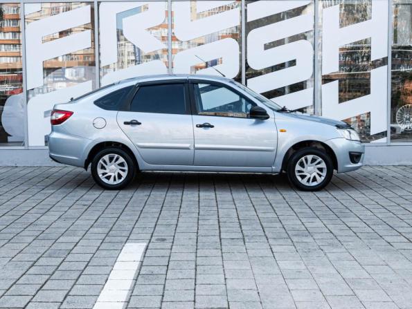 Lada (ВАЗ) Granta I с пробегом 2017 года, цена 675 000 рублей, 107198 км, лифтбек, Автокод Объявления