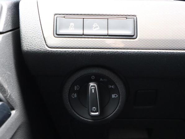 Volkswagen Multivan T6 Рестайлинг с пробегом 2022 года, цена 6 350 000 рублей, 140197 км, минивэн, Автокод Объявления