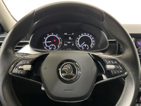Skoda Rapid II с пробегом 2020 года, цена 1 719 000 рублей, 58000 км, лифтбек, Автокод Объявления