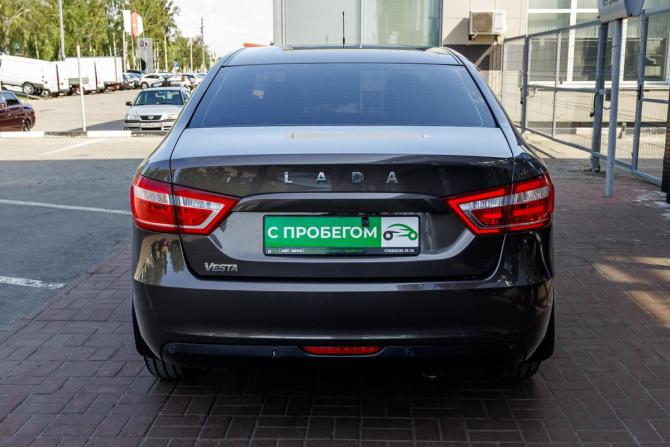Lada (ВАЗ) Vesta I с пробегом 2021 года, цена 885 000 рублей, 73531 км, седан, Автокод Объявления