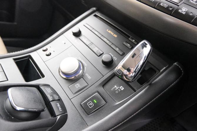 Lexus CT I с пробегом 2012 года, цена 1 399 000 рублей, 194990 км, хэтчбек, Автокод Объявления