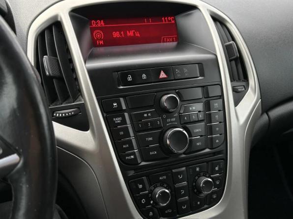 Opel Astra J Рестайлинг с пробегом 2012 года, цена 590 000 рублей, 243000 км, универсал, Автокод Объявления