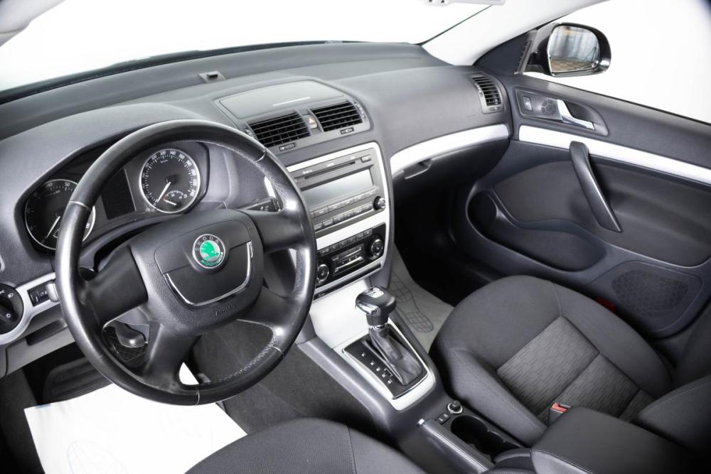 Skoda Octavia II (A5) Рестайлинг Пермь  - изображение 8