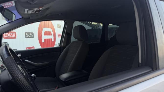 Ford C-MAX I Рестайлинг с пробегом 2007 года, цена 379 990 рублей, 174000 км, компактвэн, Автокод Объявления