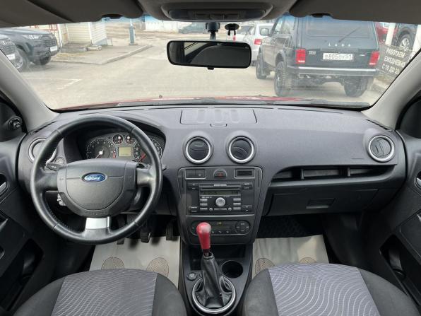 Ford Fusion I Рестайлинг с пробегом 2008 года, цена 299 000 рублей, 242000 км, хэтчбек, Автокод Объявления