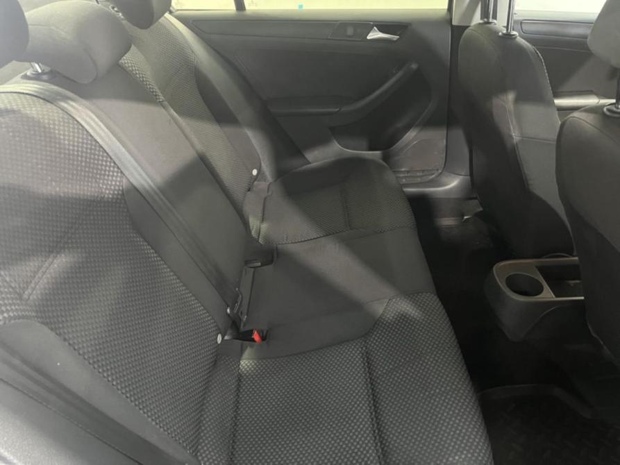 Volkswagen Jetta VI Курск  - изображение 15