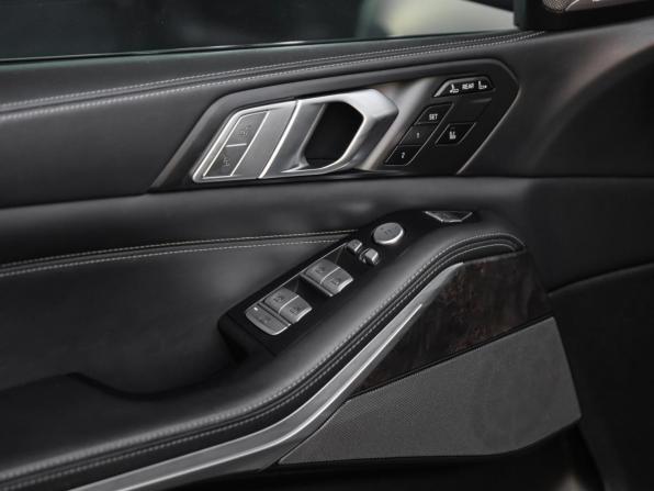 BMW X7 I (G07) с пробегом 2021 года, цена 6 285 510 рублей, 186690 км, внедорожник, Автокод Объявления
