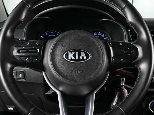 Kia Rio IV с пробегом 2017 года, цена 1 629 000 рублей, 70265 км, хэтчбек, Автокод Объявления