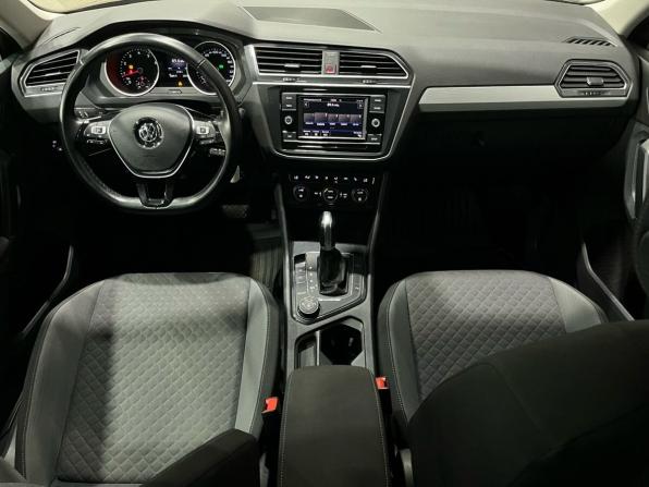 Volkswagen Tiguan II с пробегом 2018 года, цена 2 540 000 рублей, 120495 км, внедорожник, Автокод Объявления