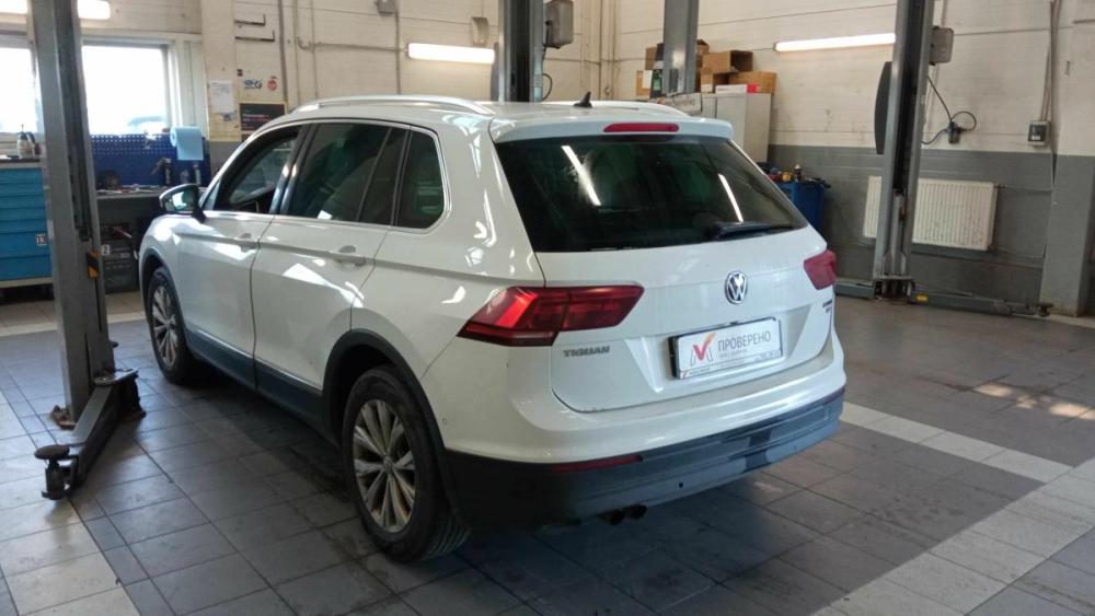 Volkswagen Tiguan I Рестайлинг Санкт-Петербург  - изображение 4