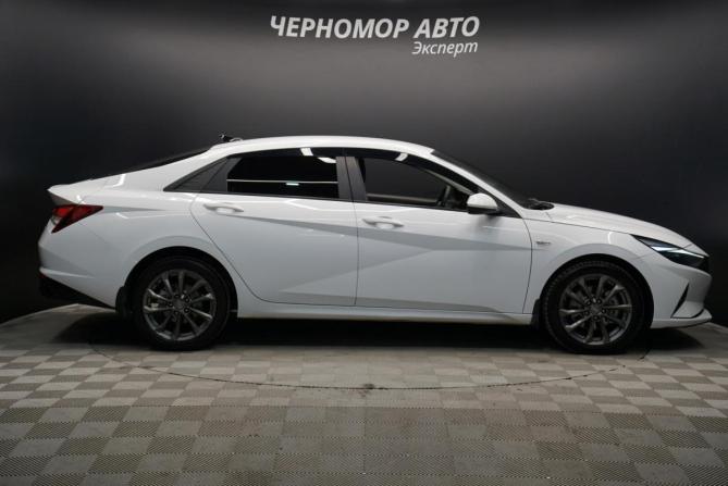 Hyundai Elantra VII (CN7) с пробегом 2021 года, цена 1 934 000 рублей, 95753 км, седан, Автокод Объявления