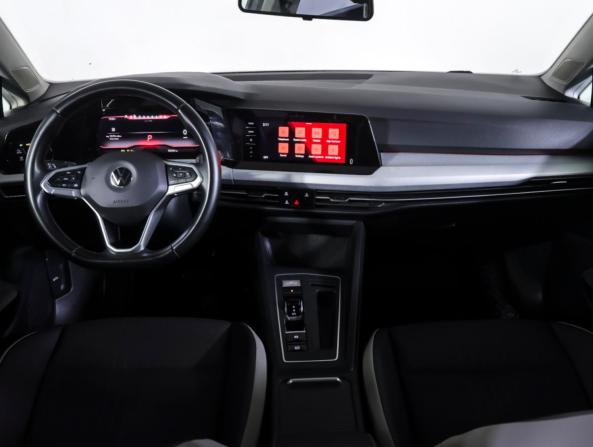 Volkswagen Golf VIII с пробегом 2021 года, цена 2 497 000 рублей, 70707 км, хэтчбек, Автокод Объявления