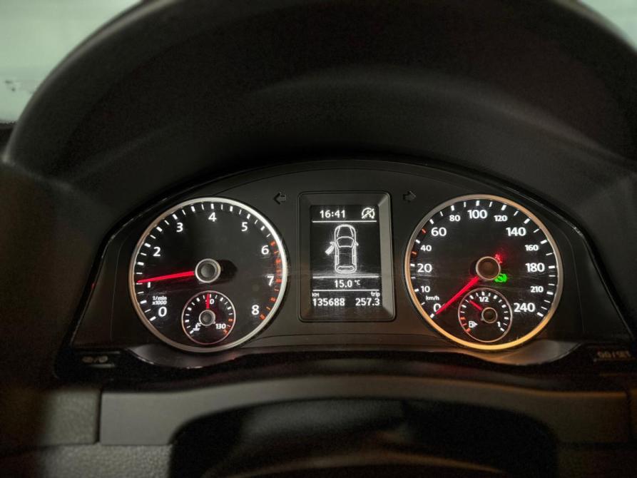 Volkswagen Tiguan I Рестайлинг Санкт-Петербург  - изображение 20