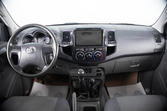 Toyota Hilux VII Рестайлинг с пробегом 2013 года, цена 2 349 000 рублей, 270000 км, offers.body_type.unknown, Автокод Объявления
