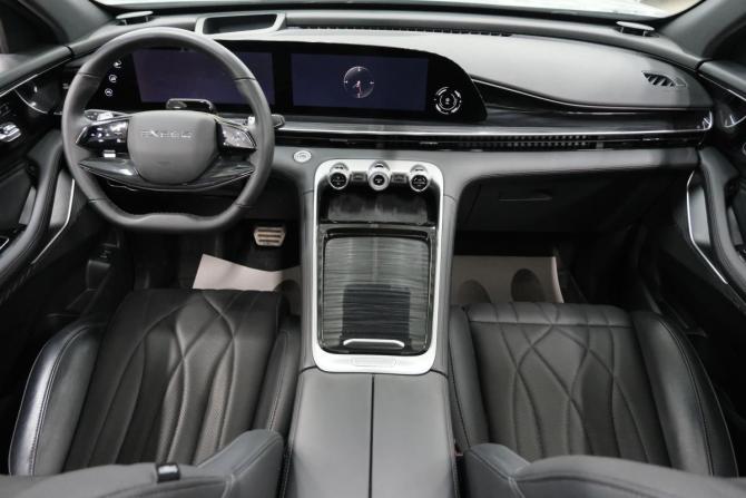 Exeed RX с пробегом 2023 года, цена 3 699 000 рублей, 4600 км, внедорожник, Автокод Объявления