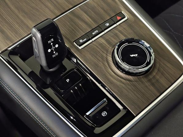 Geely Monjaro I с пробегом 2025 года, цена 3 490 000 рублей, 27496 км, внедорожник, Автокод Объявления