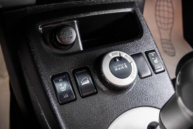 Nissan X-Trail II с пробегом 2008 года, цена 979 000 рублей, 207000 км, внедорожник, Автокод Объявления