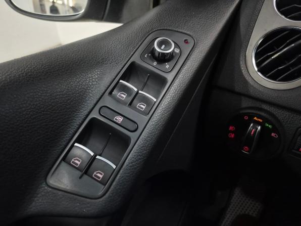 Volkswagen Tiguan I с пробегом 2010 года, цена 790 000 рублей, 200735 км, внедорожник, Автокод Объявления