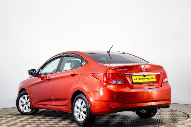 Hyundai Solaris I Рестайлинг с пробегом 2016 года, цена 1 339 000 рублей, 178700 км, седан, Автокод Объявления