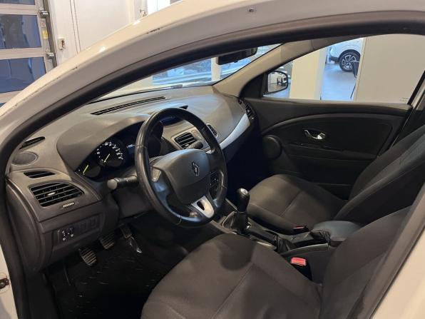 Renault Fluence I с пробегом 2012 года, цена 615 000 рублей, 211989 км, седан, Автокод Объявления