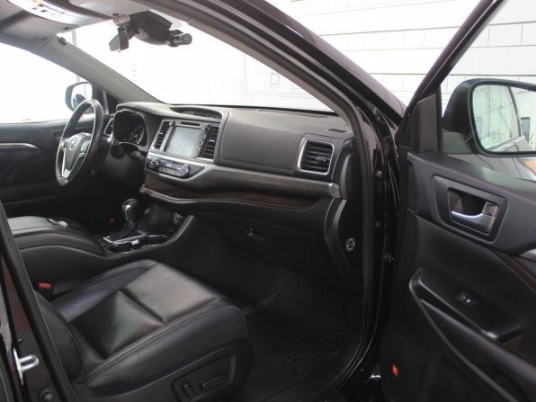 Toyota Highlander III (XU50) Рестайлинг с пробегом 2016 года, цена 4 070 000 рублей, 87601 км, внедорожник, Автокод Объявления