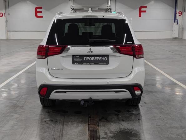 Mitsubishi Outlander III Рестайлинг 3 с пробегом 2021 года, цена 2 450 000 рублей, 143387 км, внедорожник, Автокод Объявления