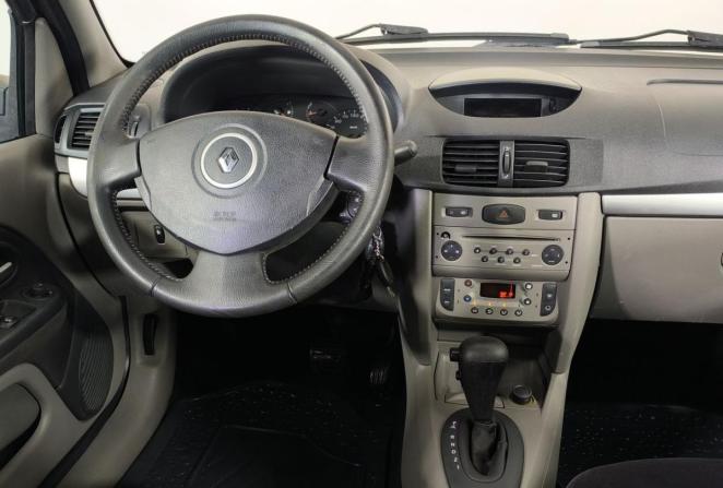 Renault Symbol I Рестайлинг 2 с пробегом 2008 года, цена 460 000 рублей, 68000 км, седан, Автокод Объявления