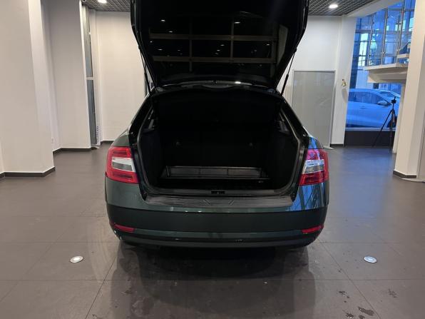 Skoda Octavia III (A7) Рестайлинг с пробегом 2019 года, цена 1 671 000 рублей, 142935 км, лифтбек, Автокод Объявления