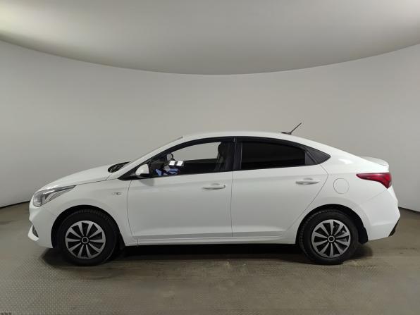 Hyundai Solaris II с пробегом 2017 года, цена 935 000 рублей, 150000 км, седан, Автокод Объявления