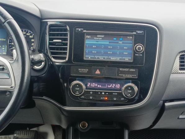 Mitsubishi Outlander III с пробегом 2012 года, цена 1 375 000 рублей, 115762 км, внедорожник, Автокод Объявления