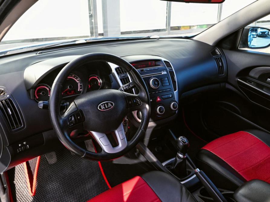 Kia Ceed I Рестайлинг Екатеринбург  - изображение 16