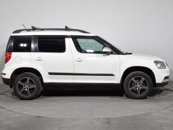 Skoda Yeti I Рестайлинг с пробегом 2017 года, цена 1 125 000 рублей, 180090 км, внедорожник, Автокод Объявления
