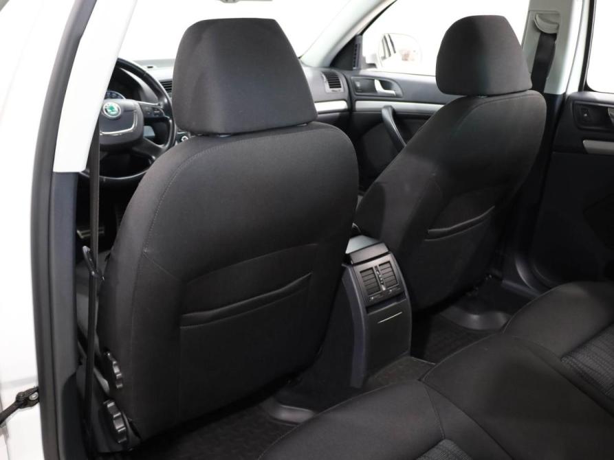 Skoda Octavia II (A5) Рестайлинг Ростов-на-Дону  - изображение 11