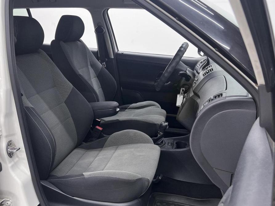 Skoda Fabia II Рестайлинг Ростов-на-Дону  - изображение 8