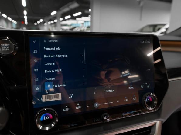 Lexus RX V с пробегом 2026 года, цена 8 850 000 рублей, 39 км, внедорожник, Автокод Объявления